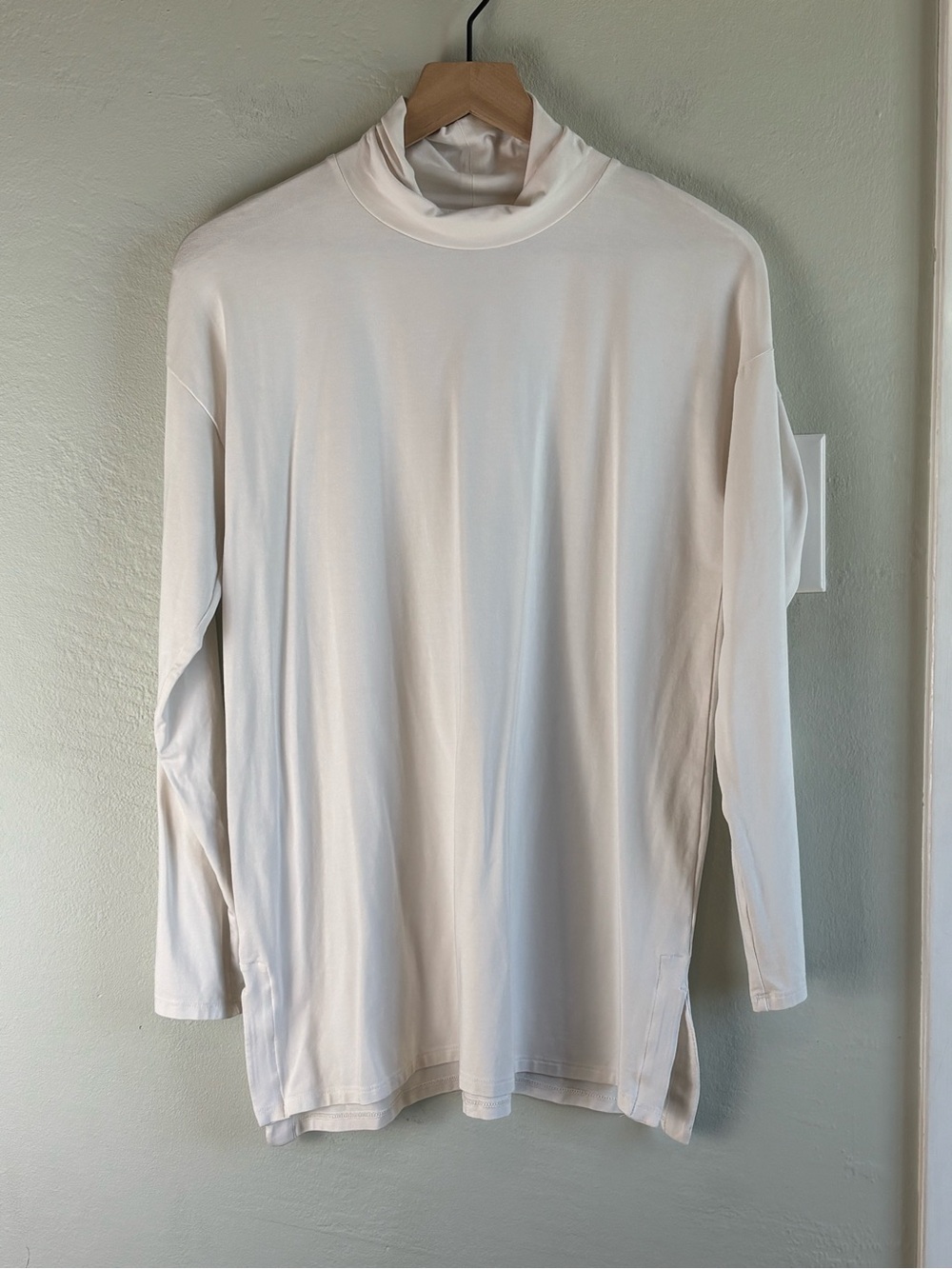Bundle 2/$30! J. Jill Cream S Supima Long-Sleeve Mock Neck Tunic Top